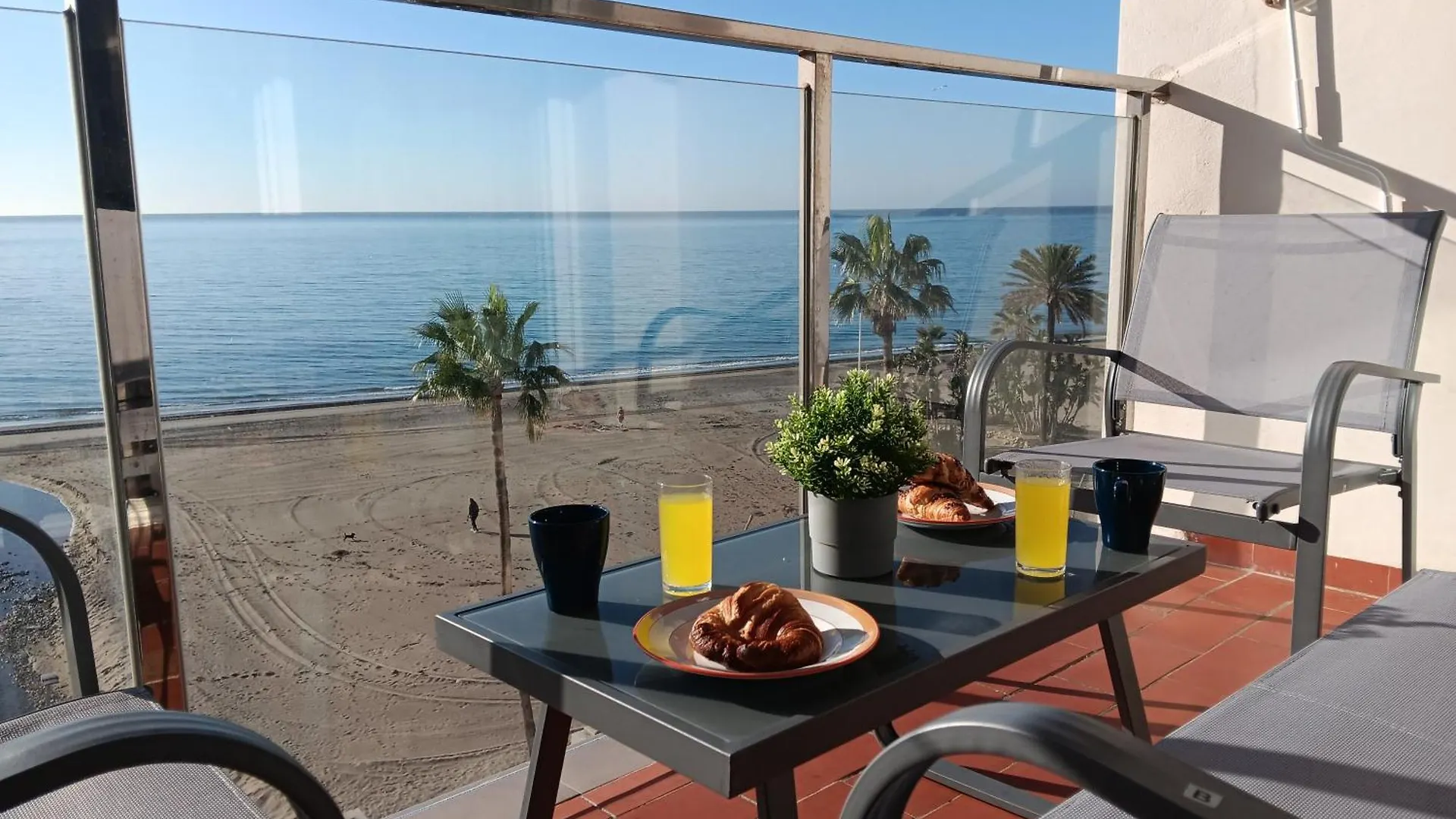 Apartment Alojamiento Iberia Playa Estepona