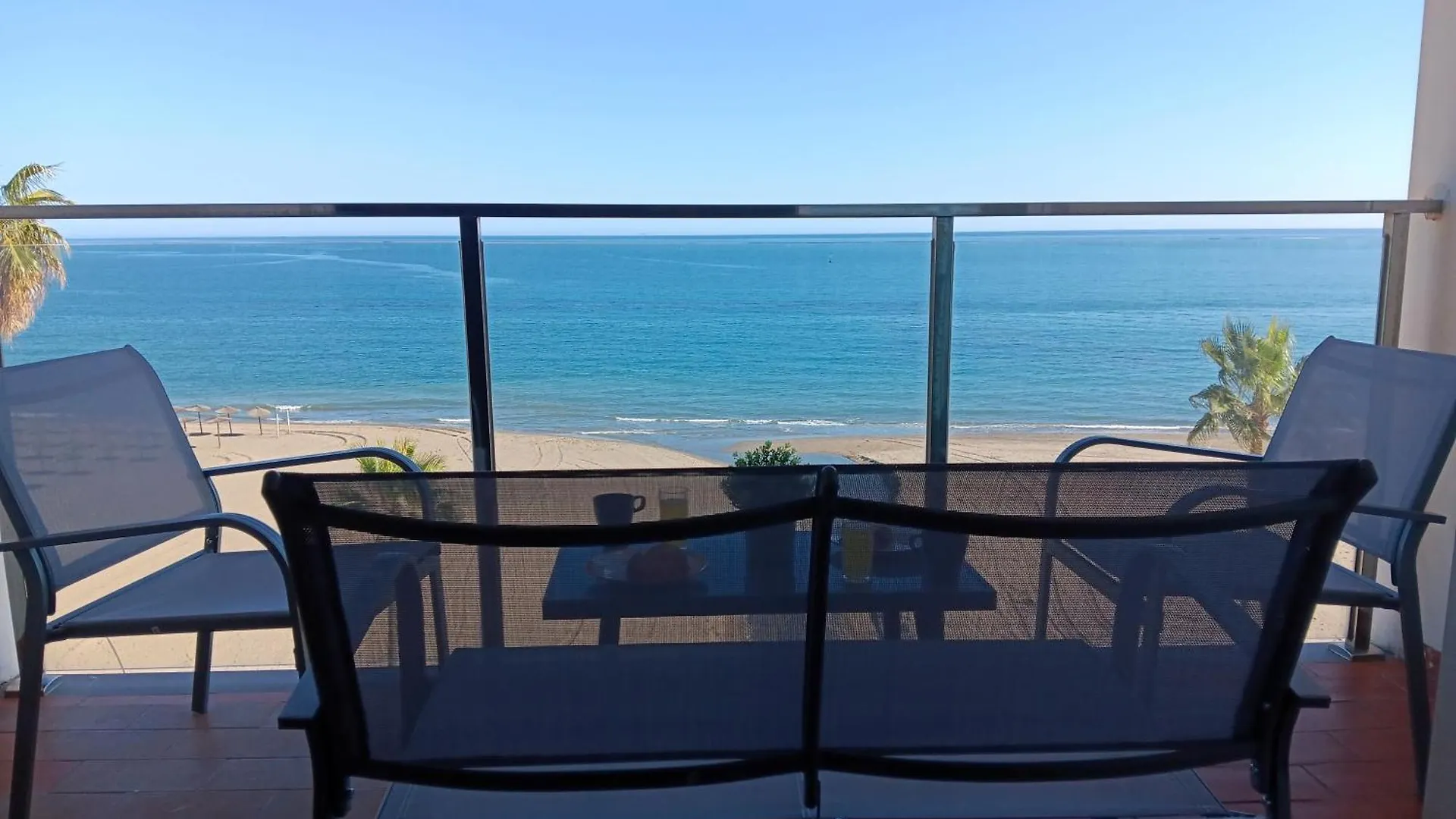Alojamiento Iberia Playa Estepona