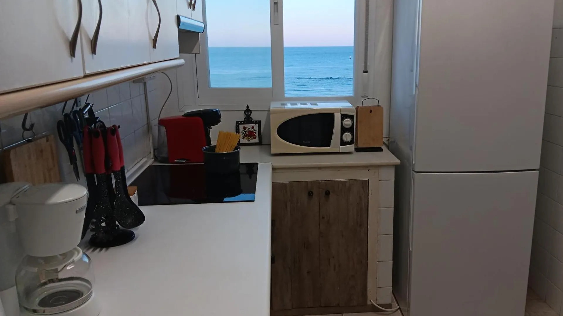 Alojamiento Iberia Playa Estepona
