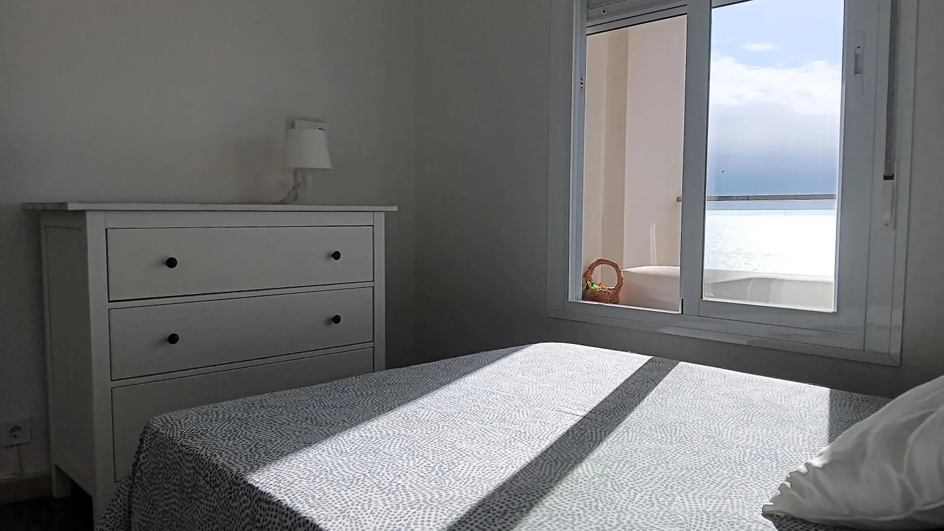 Alojamiento Iberia Playa Estepona 0*,  Spain